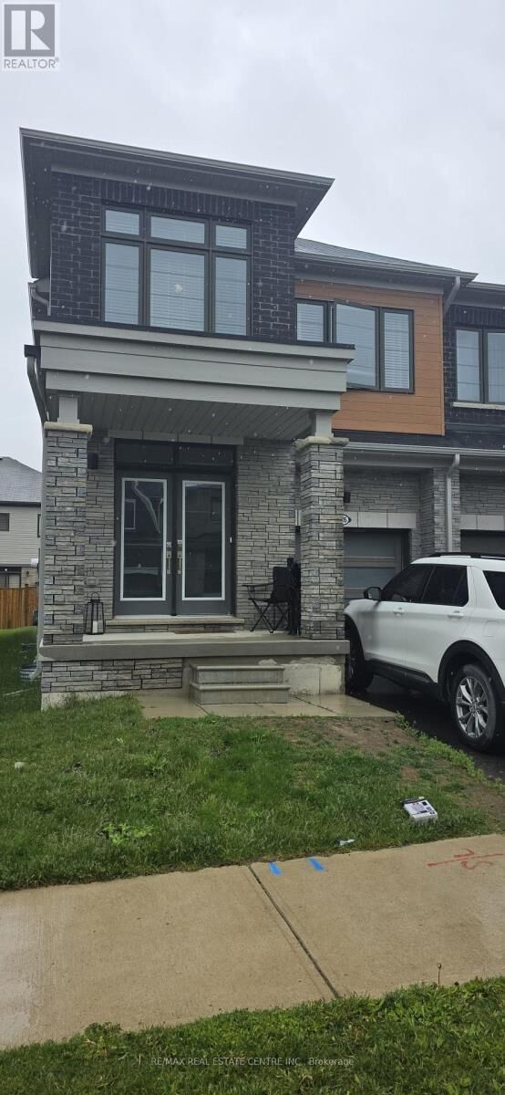 Property Photo:  16 Ellis Avenue  ON N3W 0G7 