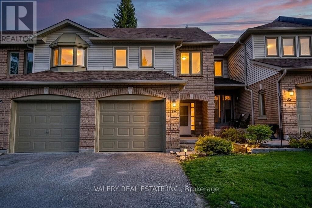 Property Photo:  492 Laclie Street 14  ON L3V 7V2 