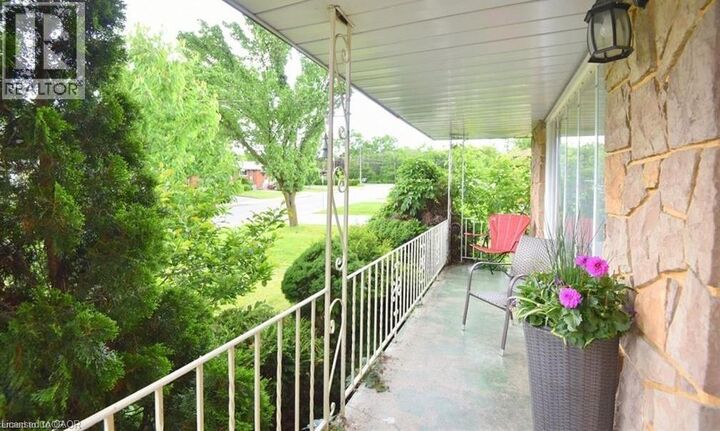 Property Photo:  238 Fairridge Road  ON L8K 5M4 