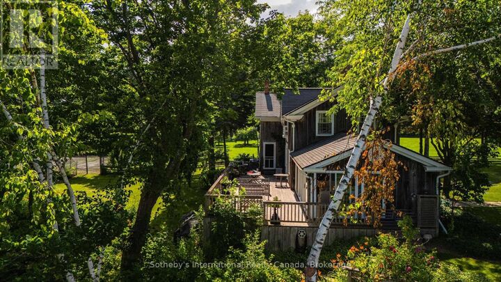 Property Photo:  47014 Old Mail Road  ON N4L 1W7 