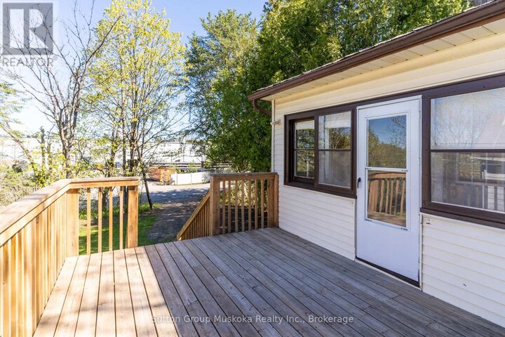 Property Photo:  18 Susan Street West  ON P1H 1X4 