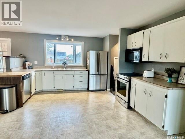 Property Photo: 55 Folley Crescent SK S0K 2M0