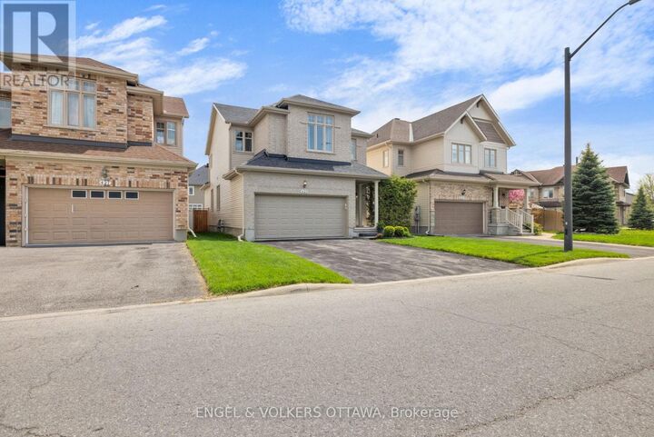 Property Photo: 425 Cooks Mill Crescent ON K1V 2M9