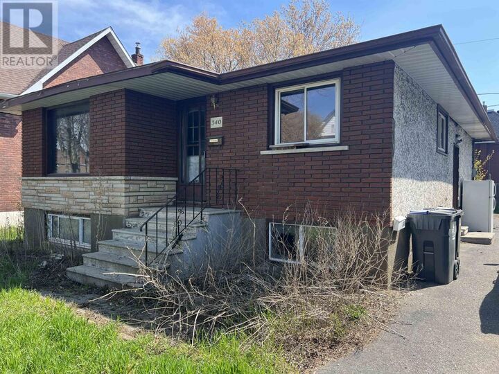 Property Photo:  340 Syndicate Ave N  ON P7C 3W3 