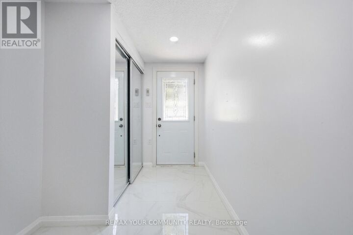 Property Photo:  141 Galloway Road 1  ON M1E 4X4 