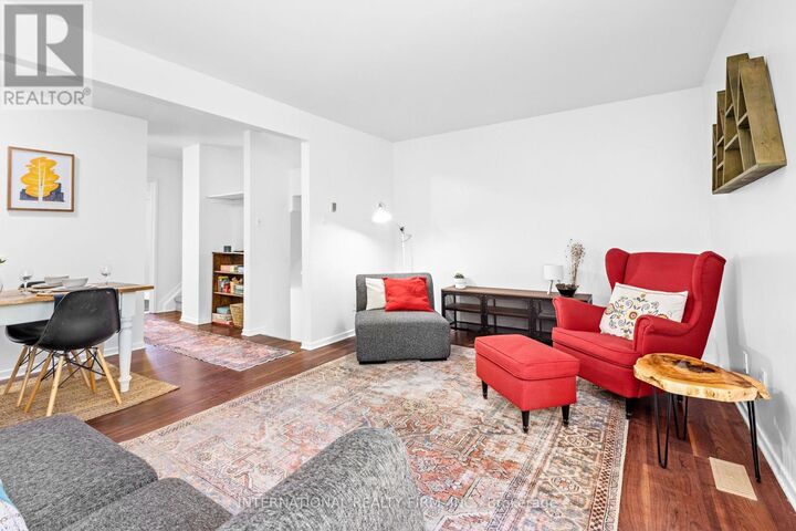 Property Photo:  116 McClintock Way  ON K2L 2A4 