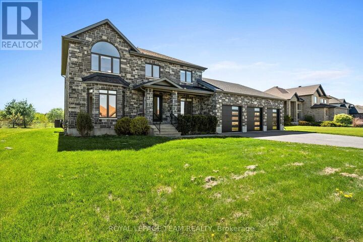 Property Photo: 1472 Water'S Edge Way ON K4P 0C6