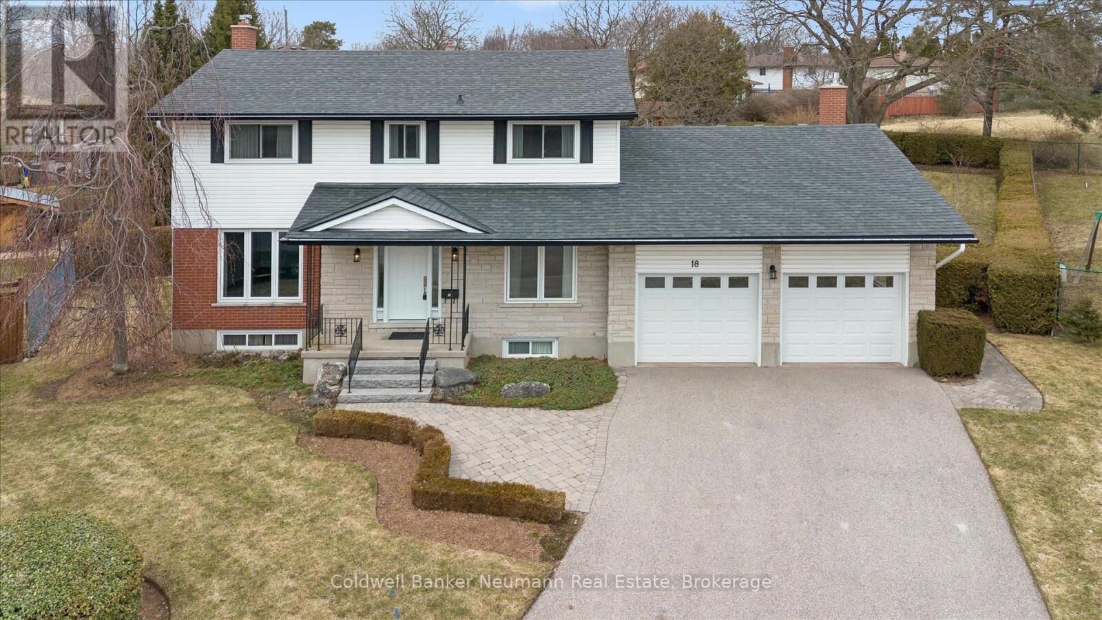 Property Photo:  18 Carmine Place  ON N1E 3V1 