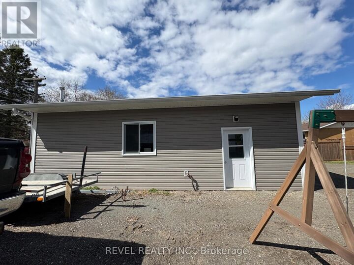 Property Photo:  241 Sixth Avenue  ON P0L 1C0 