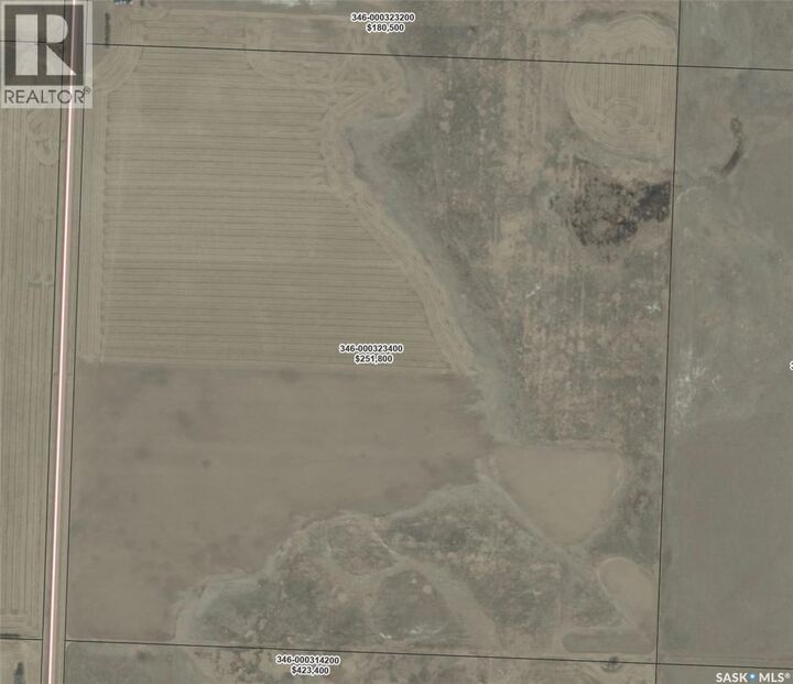 Property Photo:  Rm Perdue Farmland  SK S0K 3C0 