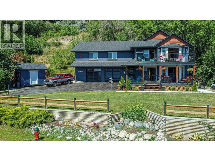 Property Photo: 5190 Robinson Place BC V0H 1X1