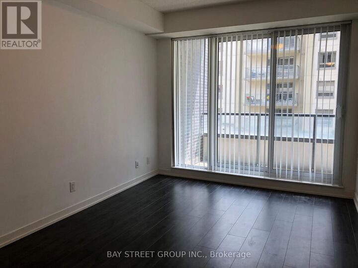 Property Photo:  18 Rean Drive 420  ON M2K 1H3 