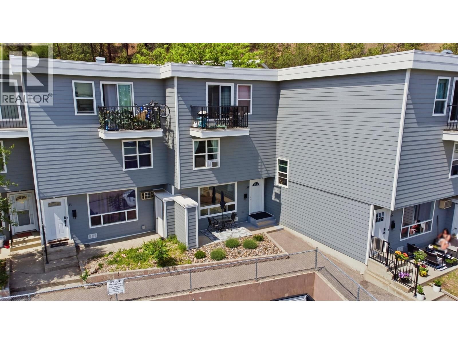 Property Photo:  3800 40 Avenue 33  BC V1T 6S3 