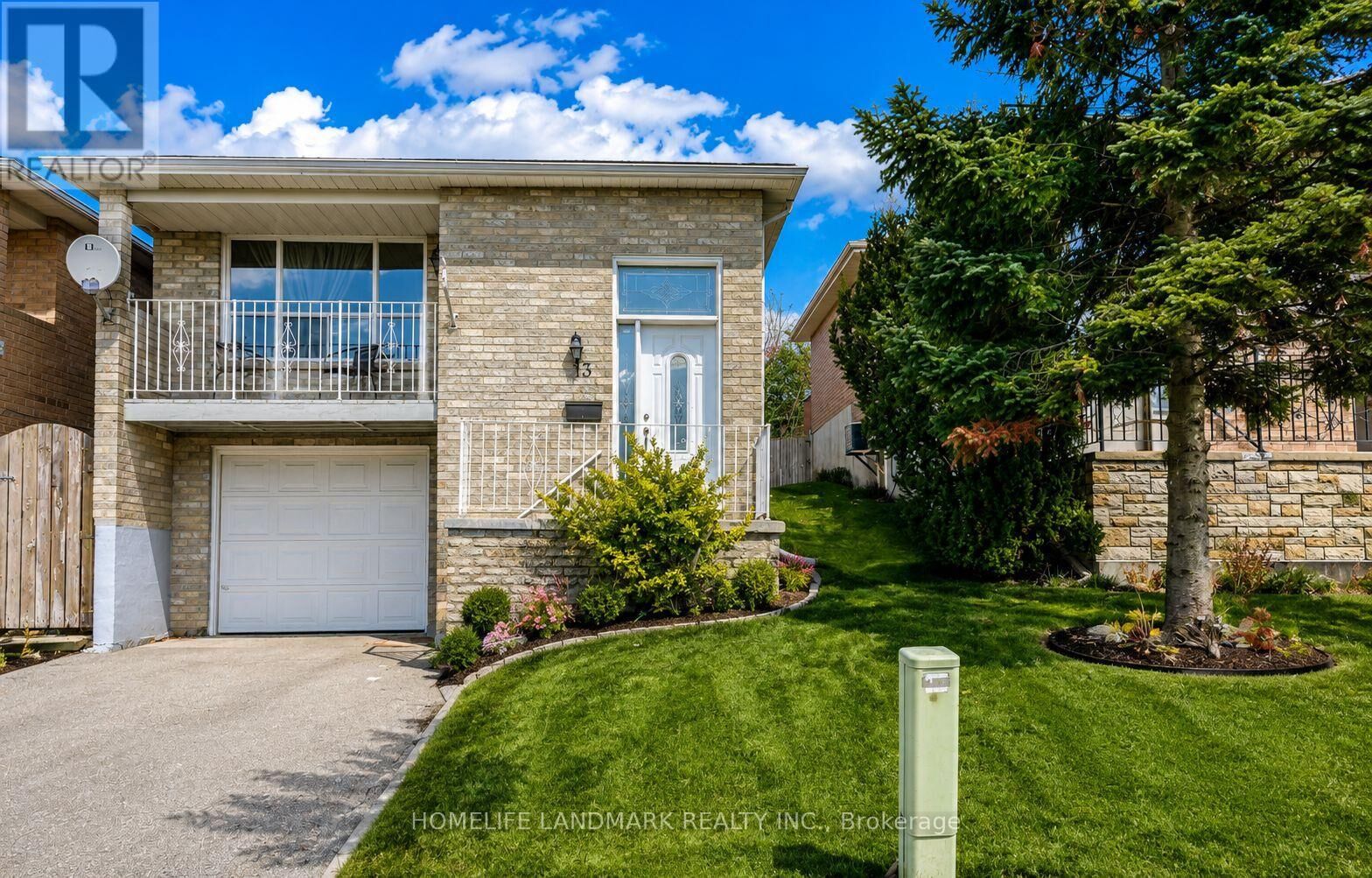 Property Photo:  13 Turner Court South  ON L3Z 2W3 