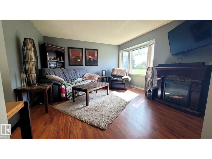 Property Photo: 18 Westbend St AB T7X 1W3