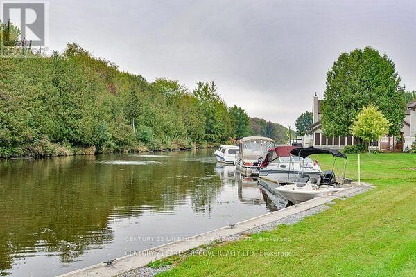 Property Photo: 81 Laguna Parkway South 10 ON L0K 1B0