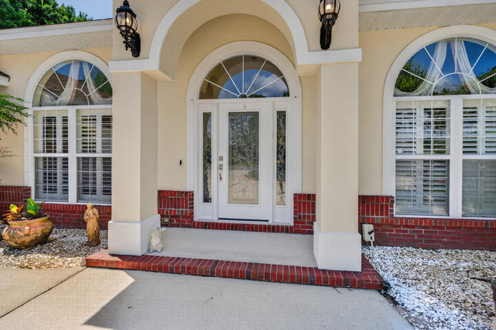 Property Photo:  4242 Bobcat Cove  FL 32578 