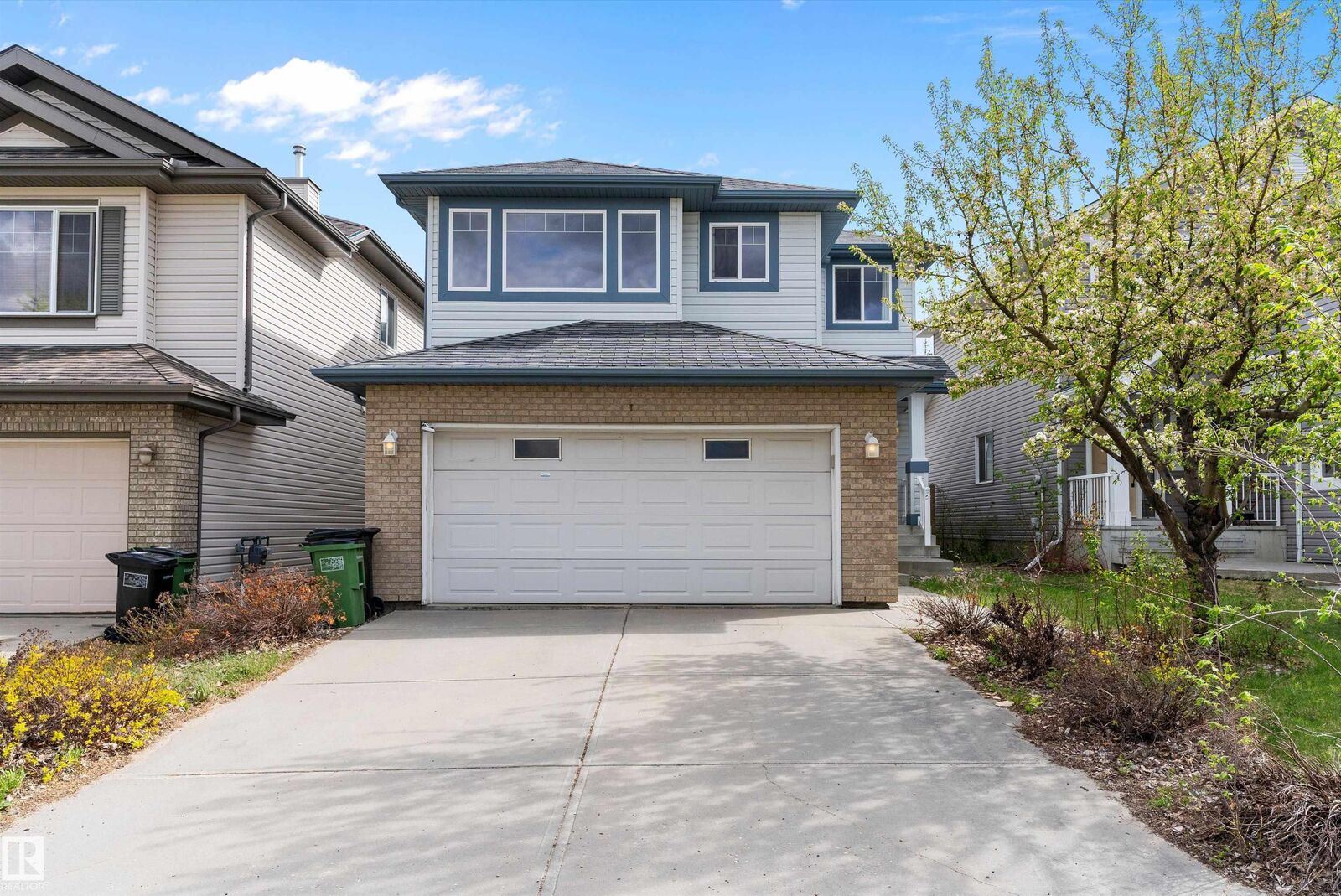 Property Photo:  583 Leger Way NW  AB T6R 3T5 