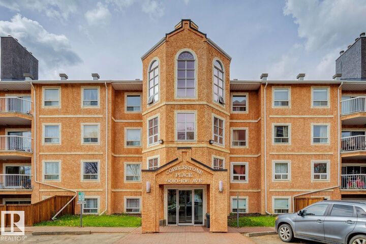 Property Photo: 9010 106 Avenue NW 411 AB T5H 4K3