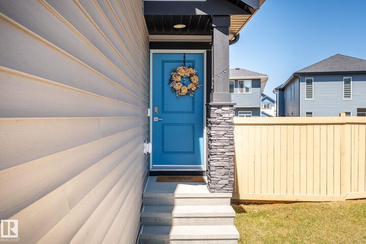 Property Photo: 5142 23A Avenue SW AB T6X 3A5