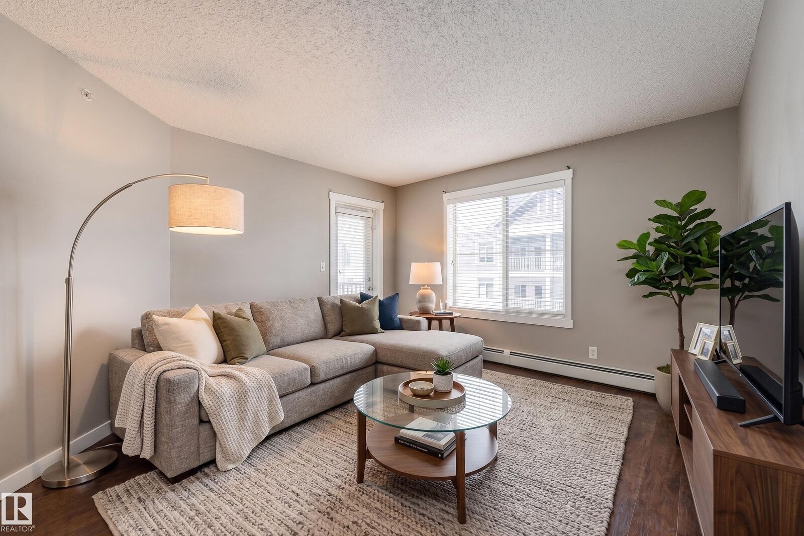 Property Photo: 5804 Mullen Place NW 409 AB T6R 0W3