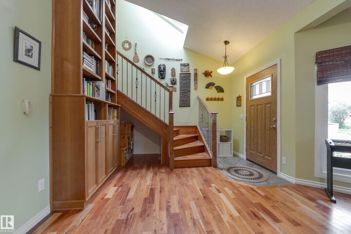 Property Photo: 9327 75 Avenue NW AB T6E 1H3