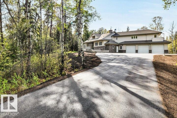 Property Photo:  26410 Twp Rd 512  AB T7Y 1E7 