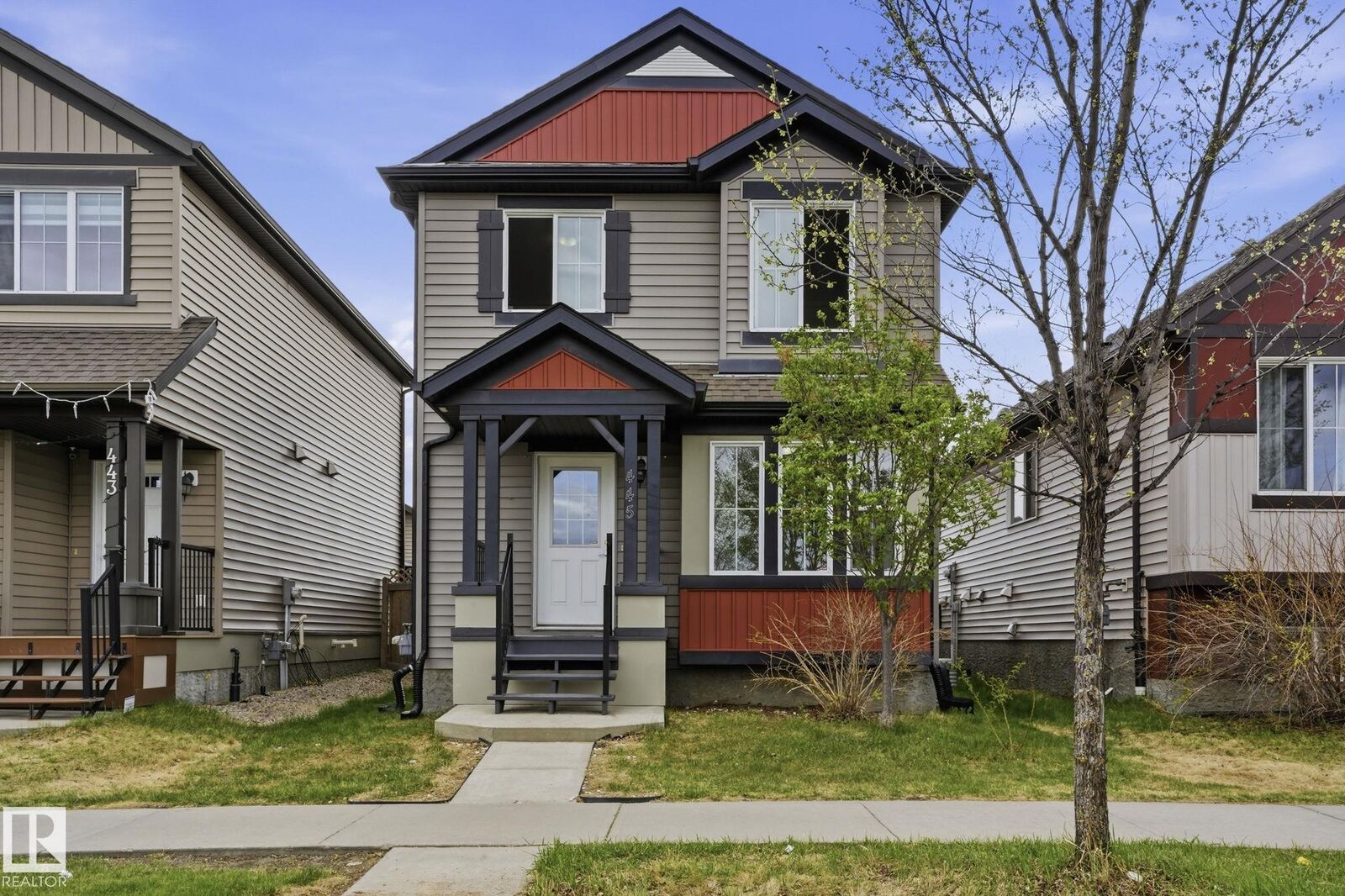 Property Photo:  445 Watt Boulevard SW  AB T6X 1P9 