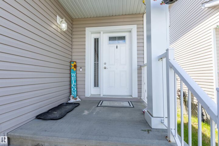 Property Photo: 8907 97A Avenue AB T8R 2N6