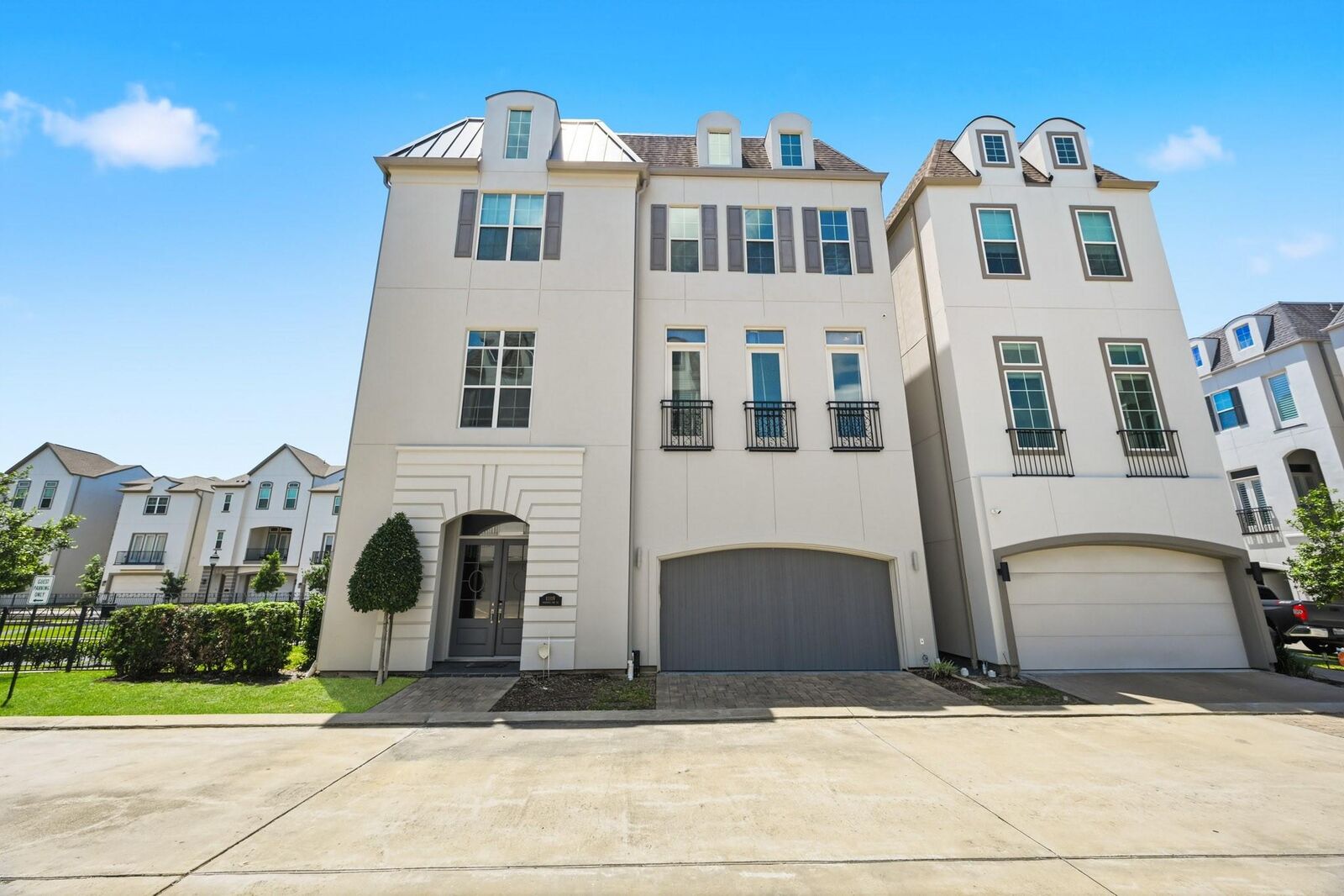 Property Photo:  11119 Savannah Oaks Lane  TX 77043 