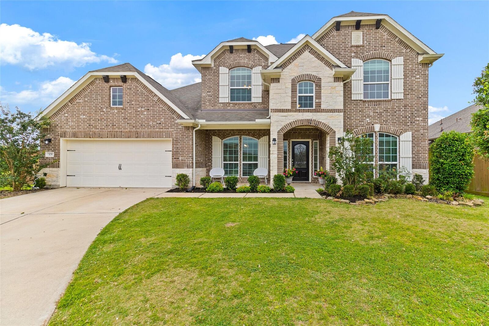 Property Photo: 308 Bentside Place TX 77531