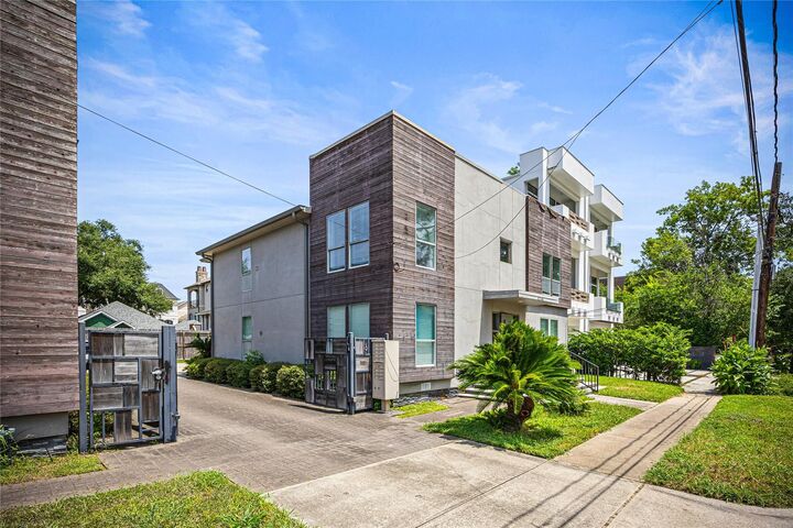 Property Photo: 1710 Maryland Street B TX 77006