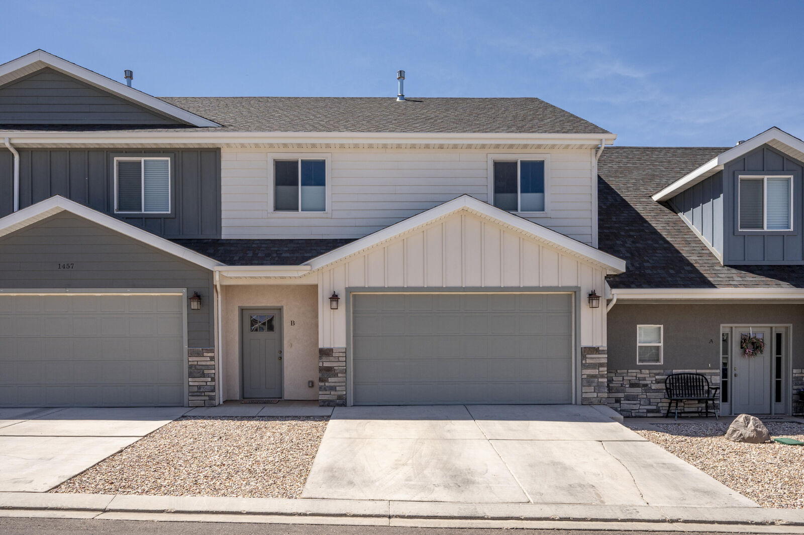 Property Photo:  1457 W Topaz Dr #B  UT 84720 