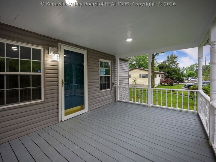 Property Photo:  2232 Oakridge Drive  WV 25311 