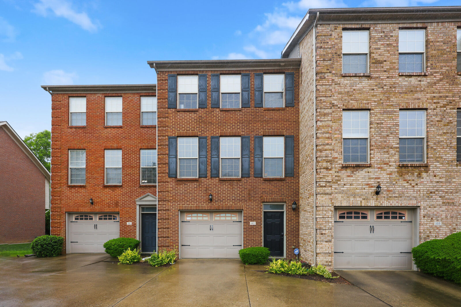 Property Photo:  1145 Appian Crossing Way 102  KY 40517 