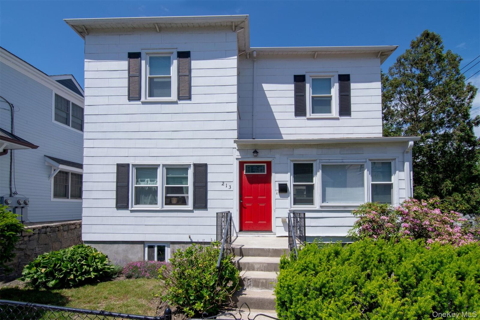 Property Photo:  213 Ashford Avenue  NY 10522 