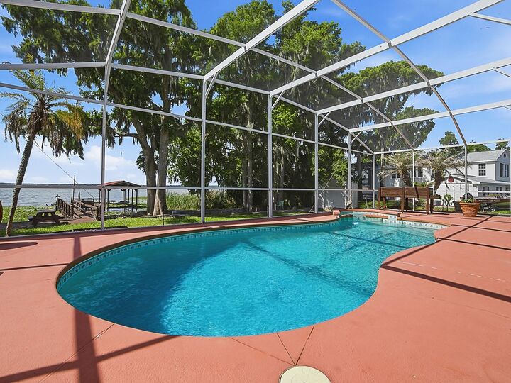 Property Photo:  1031 Mellathon Circle  FL 34748 