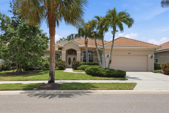 Property Photo: 401 Marsh Creek Road FL 34292