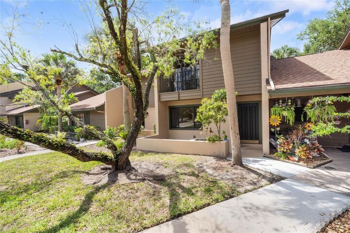 Property Photo:  926 Sunridge Drive F1  FL 34234 