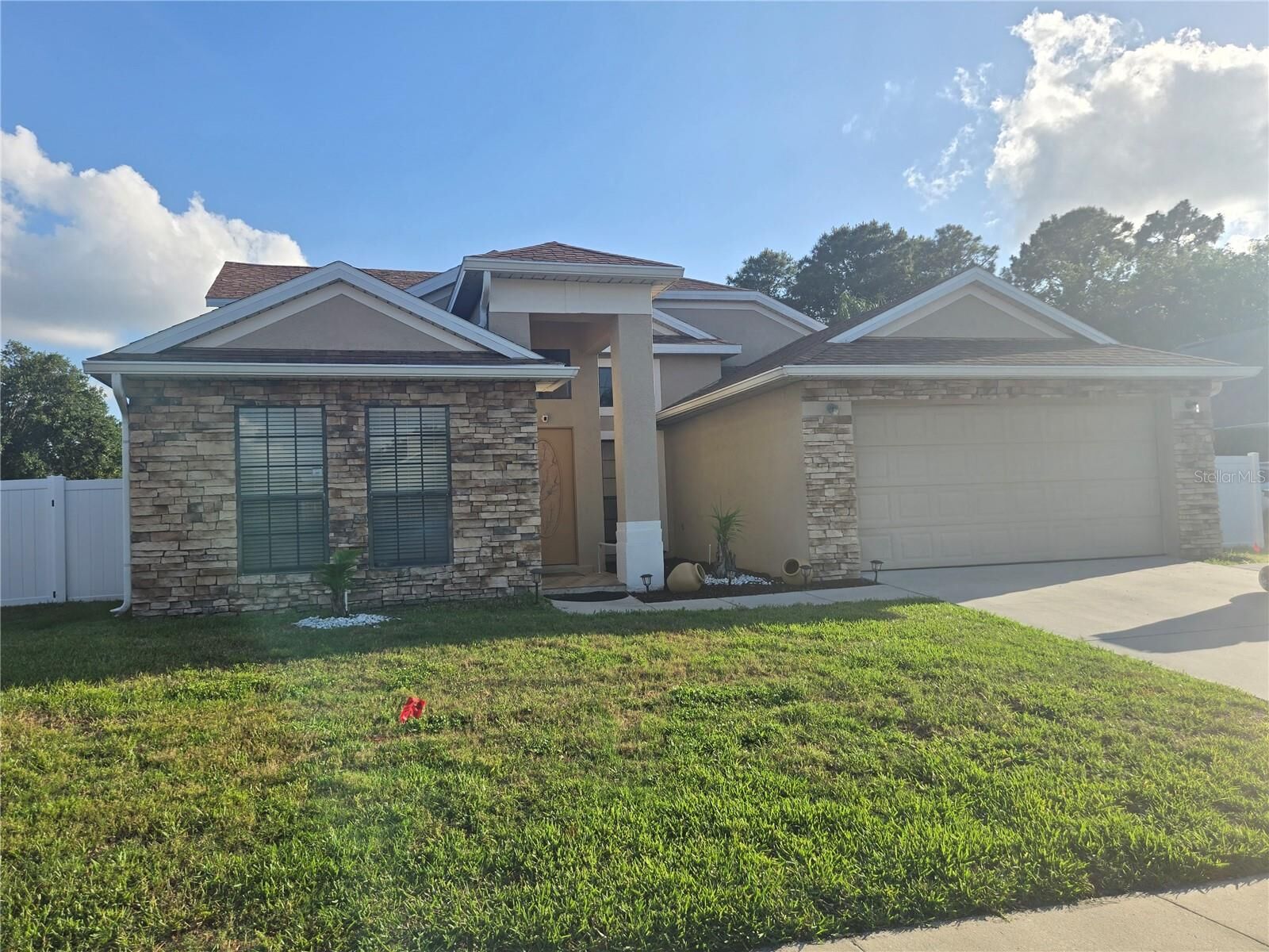 Property Photo: 1651 River Birch Avenue FL 32765