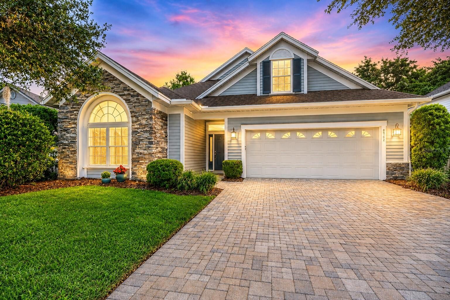 Property Photo:  8942 SW 25th Road  FL 32608 