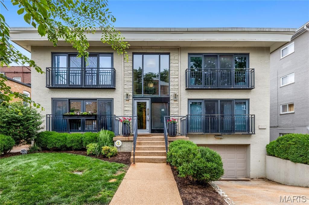 Property Photo:  610 Forest Court 1  MO 63105 