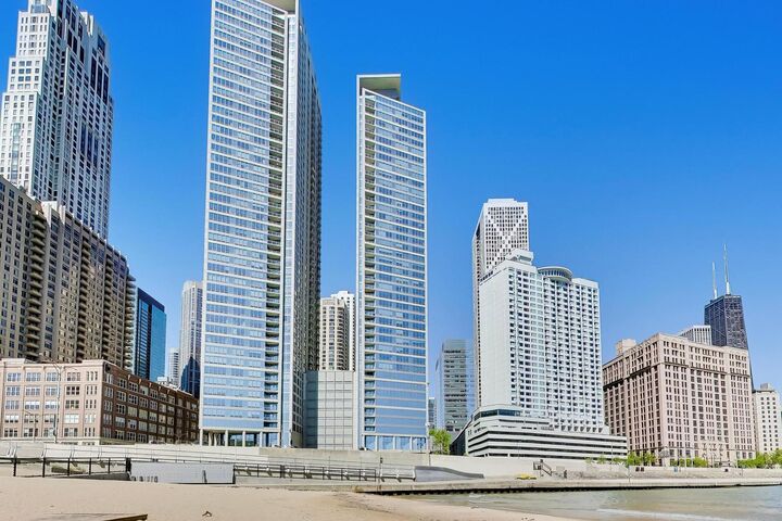 Property Photo:  600 N Lake Shore Drive N 1201  IL 60611 