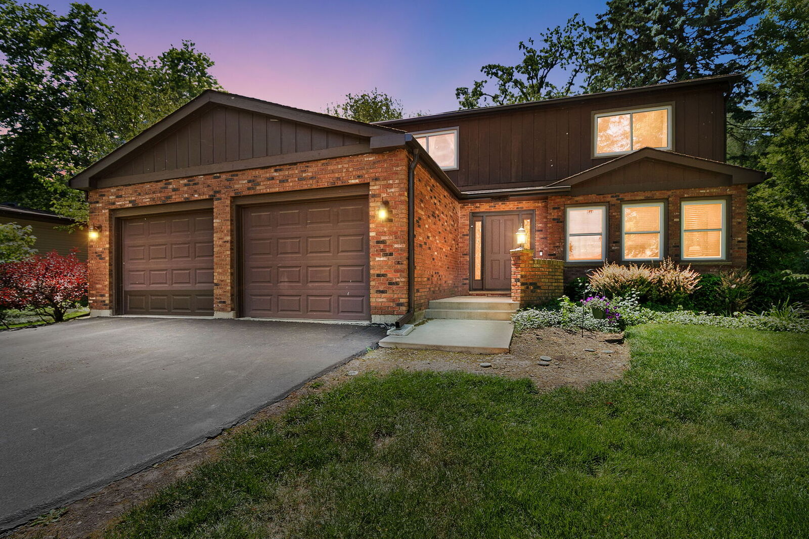 Property Photo: 908 Firth Road IL 60060