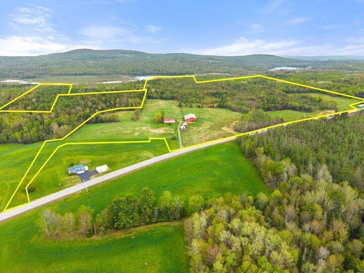 Property Photo: 358 Cambridge Road ME 04942