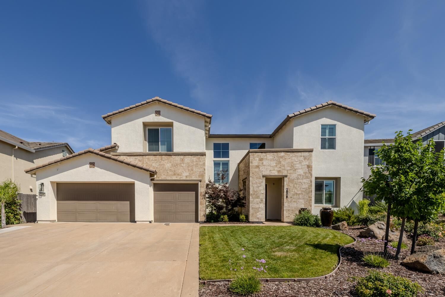 Property Photo:  2898 Anastasia Way  CA 95648 