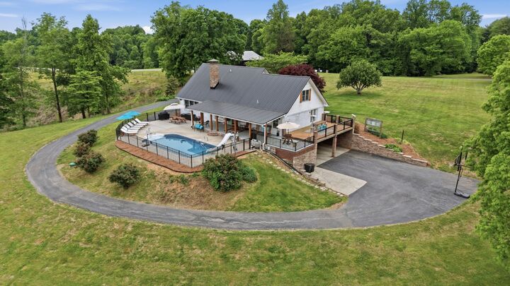 Property Photo:  244 Norman Wiseman Rd  TN 37352 
