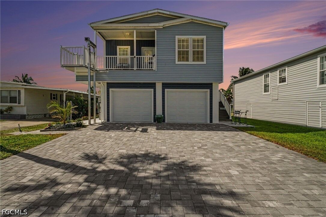Property Photo:  11301 Bayside Boulevard  FL 33931 