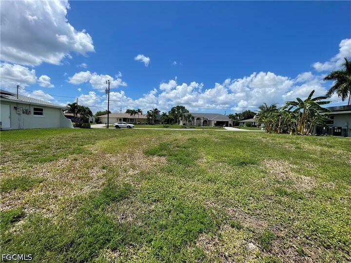 Property Photo:  1441 SE 21st Lane  FL 33990 