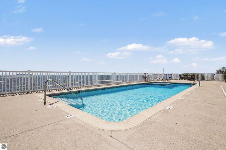 Property Photo:  576 N Huron Rd  MI 48703 